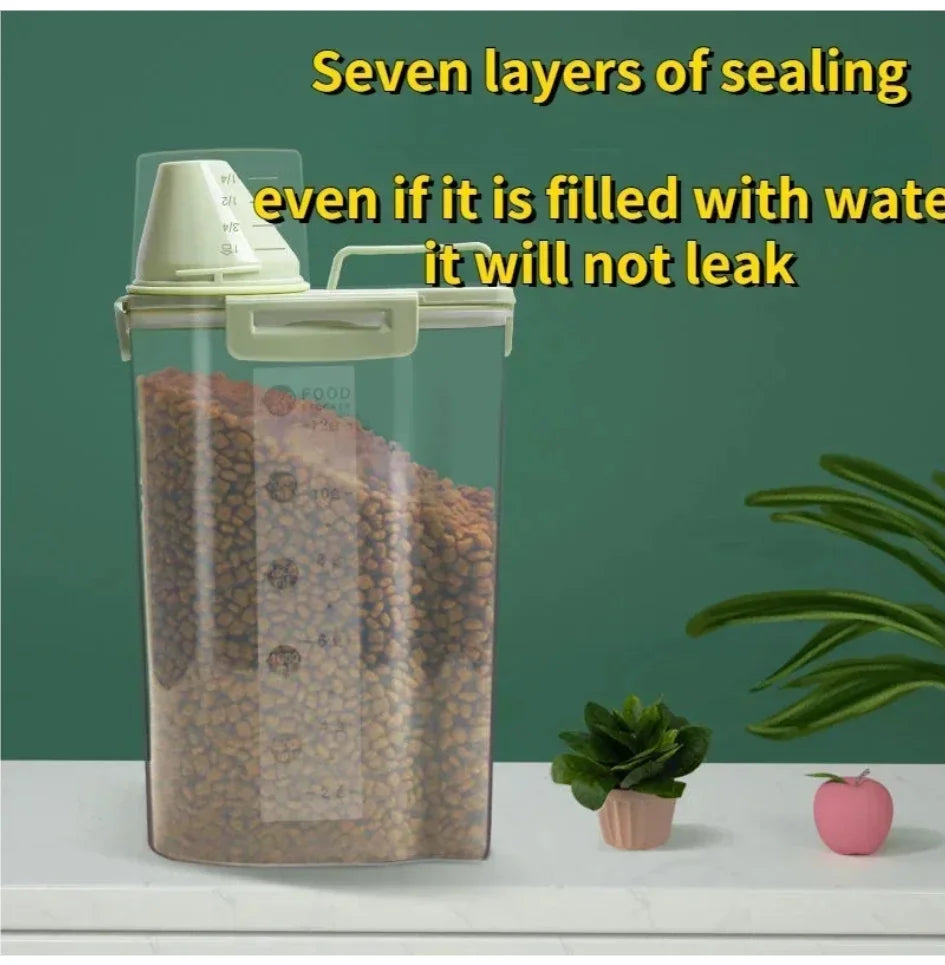 Dog Cat Food Pail Plastic Storage Tank with Measuring Cup